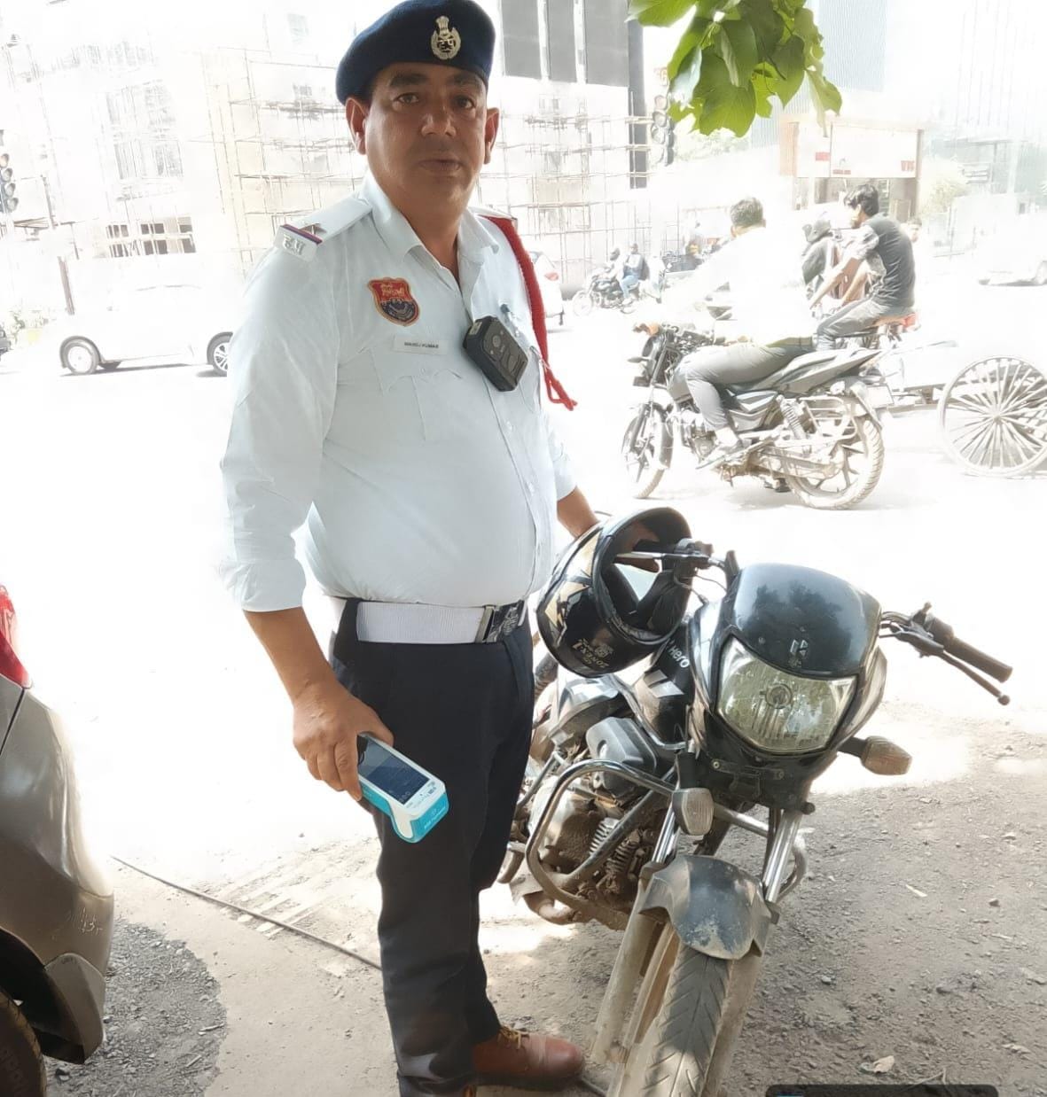 Bike impounded after outstanding challans worth 10.30 lakh were found.