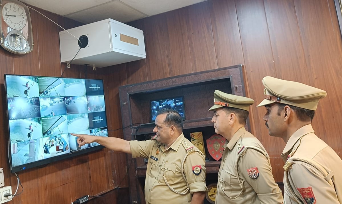 Hapur News: 100 से अधिक सीसीटीवी फुटेज खंगाले, फिर भी लुटेरे पहुंच से दूर
