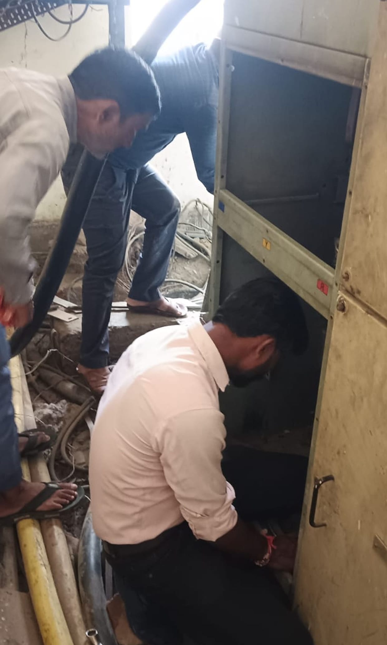 Power supply remained suspended during transformer repair and rewiring