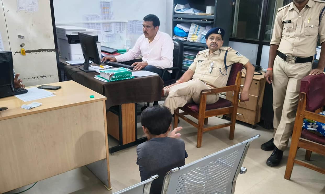Alleged assault on an 8-year-old girl at a doctor's house; accused of branding her with hot tongs
