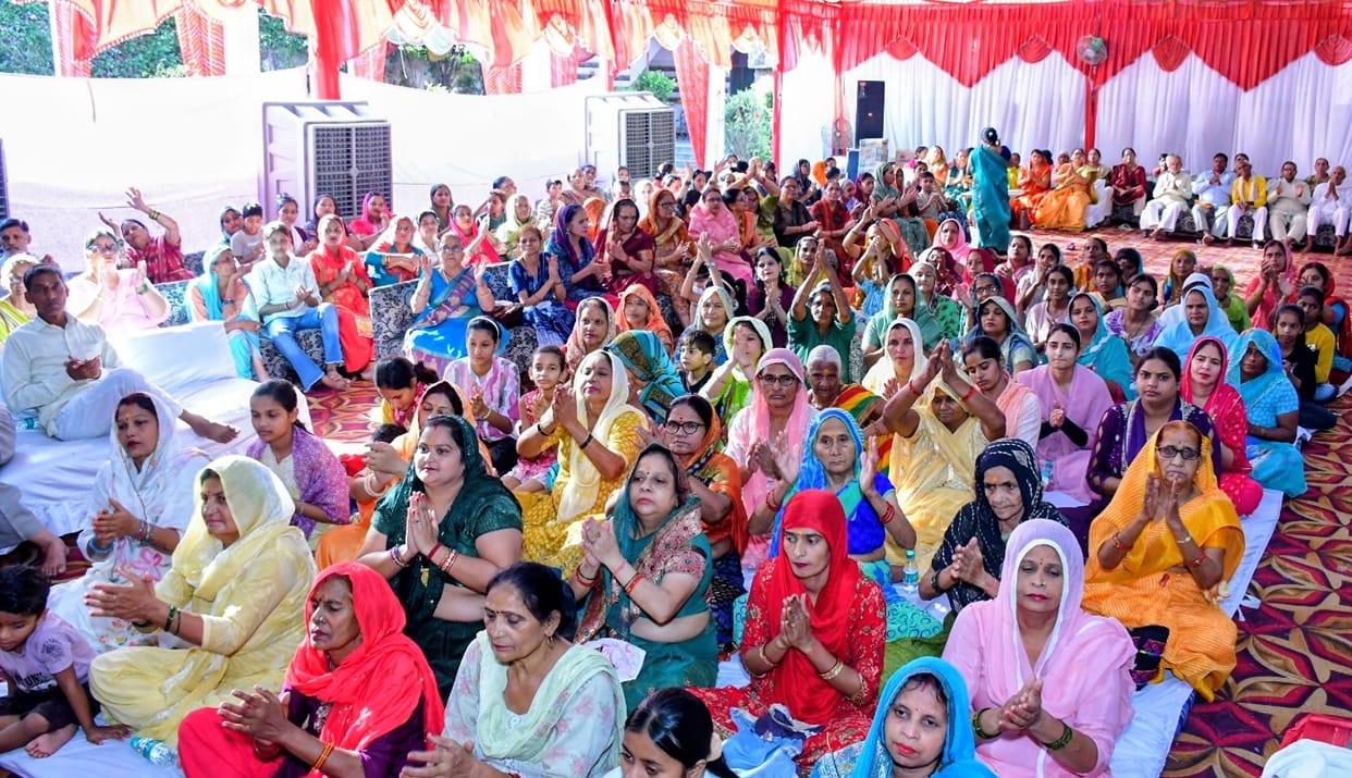 Yajna is a powerful medium for the expansion of positive energy: Krishna Sanjay Maharaj