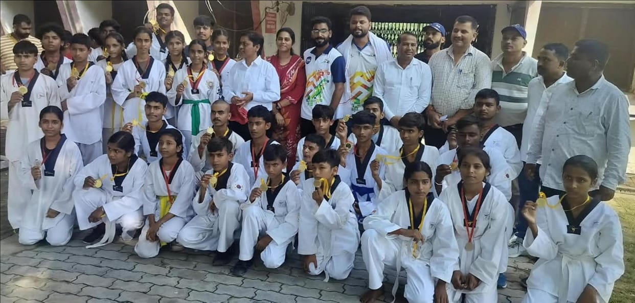 Bahraich players won eight gold medals in Taekwondo.
