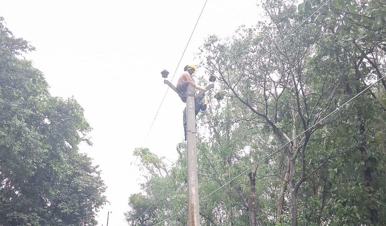 27 poles not replaced, electricity supply to 40 villages still disrupted
