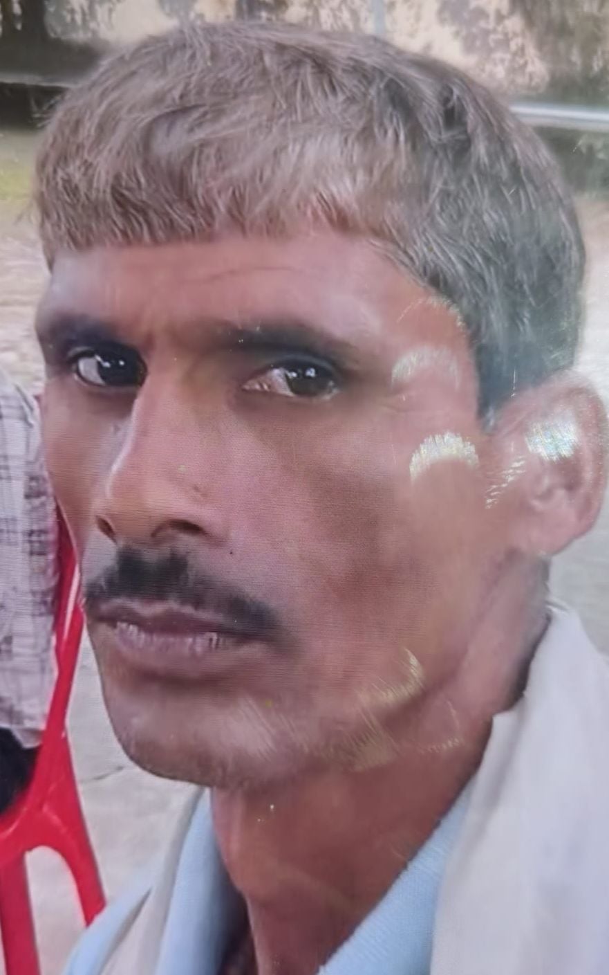 Budaun News: दावत से लौट रहे बाइक सवार की सड़क हादसे में मौत