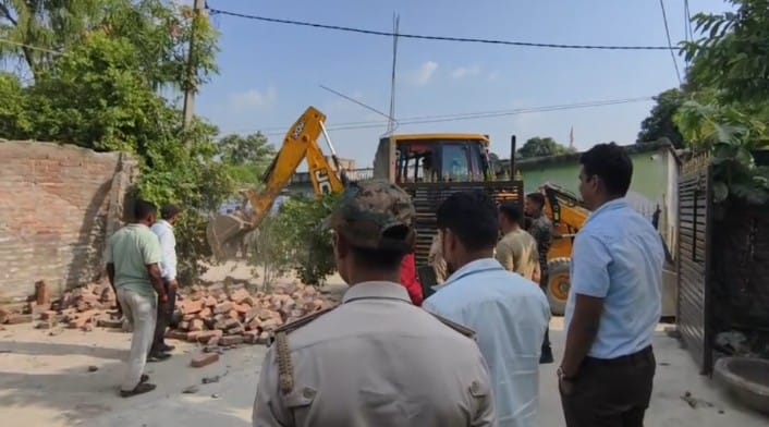 Bulldozer Action at the House of Vikas, Main Accused in Samastipur’s First ‘Bad Touch’ Case
