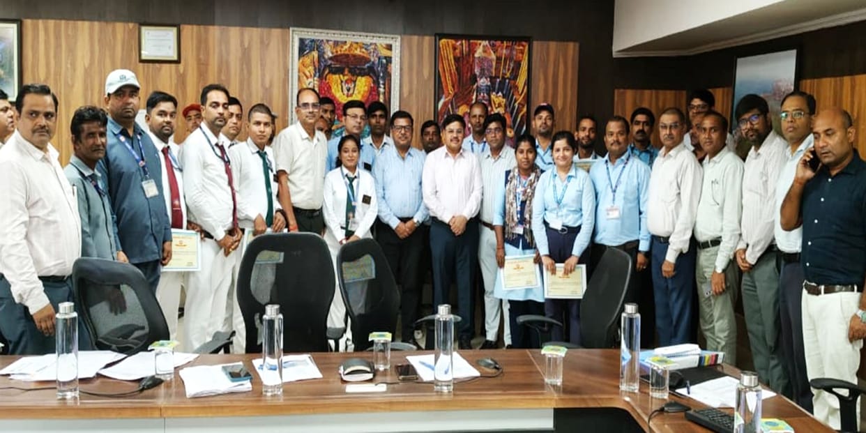 DRM honored railway employees for outstanding safety performance.