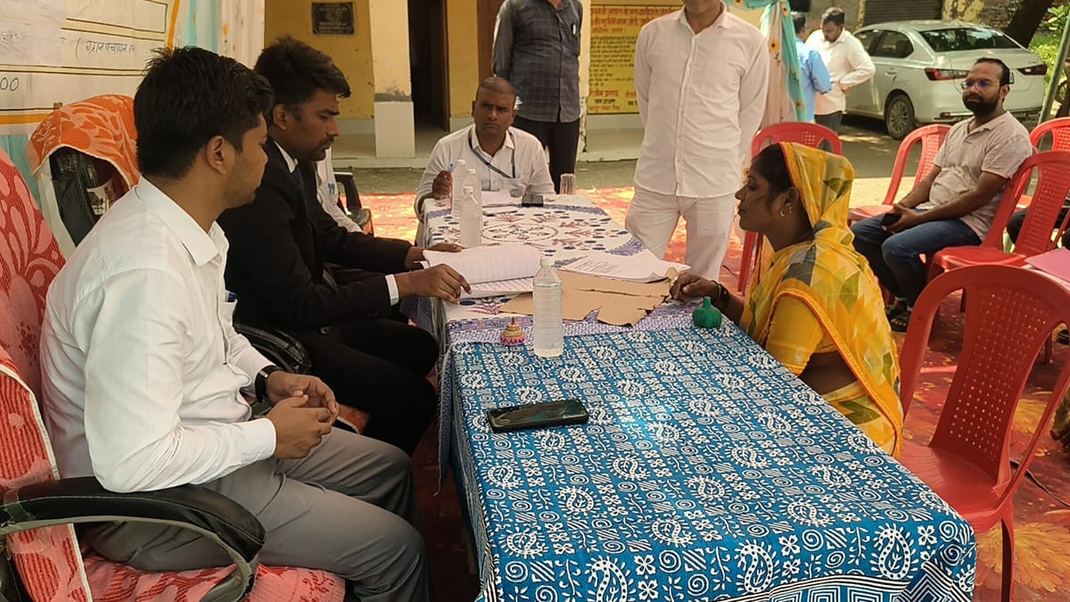 Ghazipur News: सचल न्यायालय में पहुंचे सात मामले, एक में 
सुलह से विवाद खत्म करने पर बनी सहमति