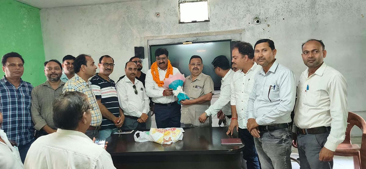 Pilibhit News: नए खंड शिक्षा अधिकारी का यूटा ने किया स्वागत