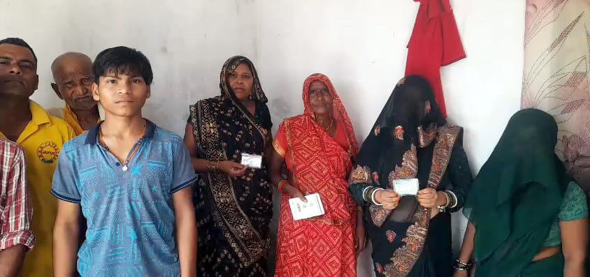 Allegation of having units removed from the ration card following a complaint about short-weighing.