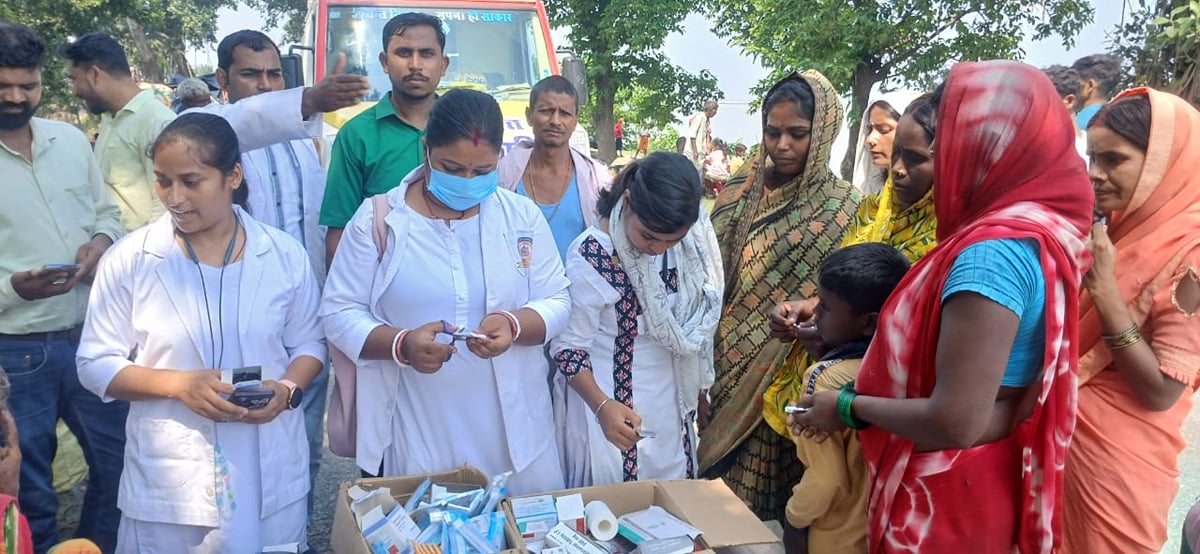 बिहार बाढ़: गंडक के बढ़ते जलस्तर से सारण में बाढ़, एनडीआरएफ-एसडीआरएफ की चार टीमें तैनात; राहत केंद्र सक्रिय