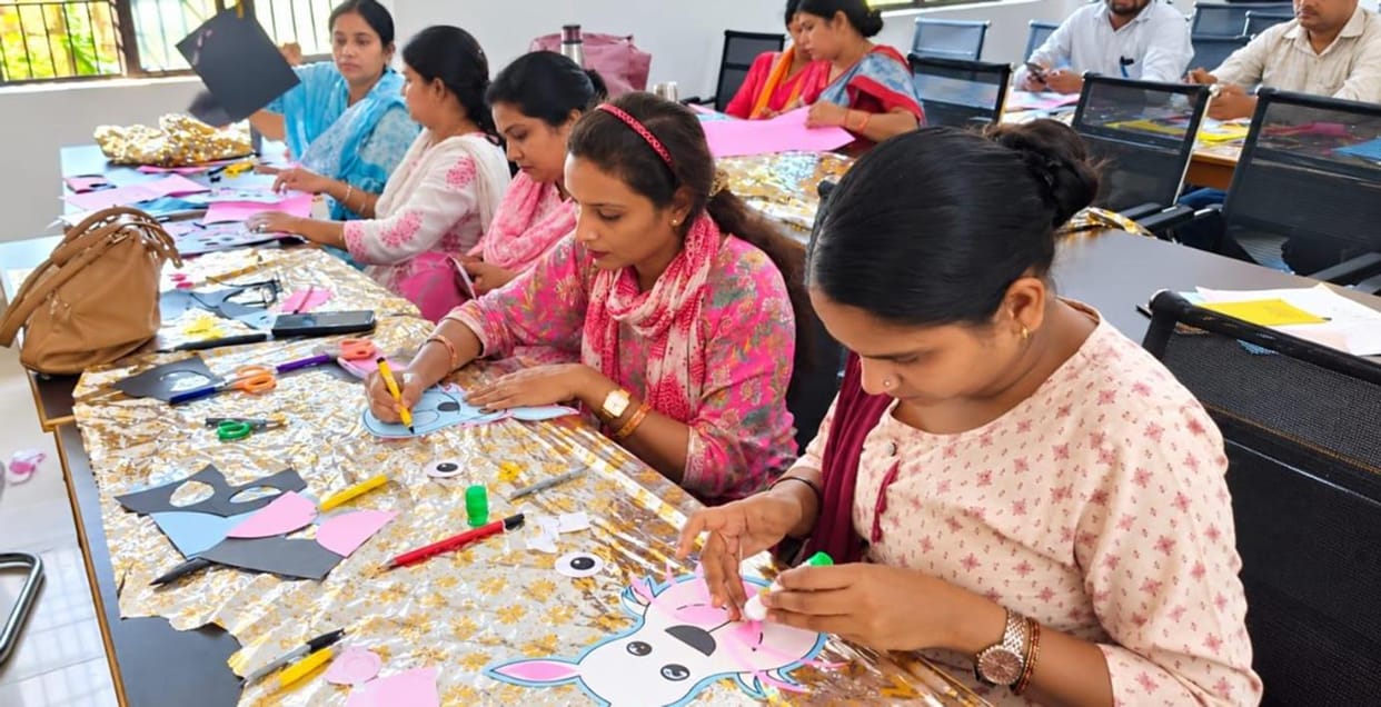 Strengthen the academic environment in the school: Principal