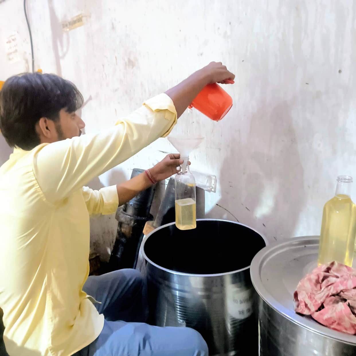 kamalkant earn by wood kolhu oil