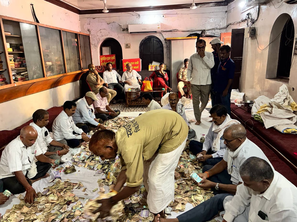 20.37 lakh recovered from two donation boxes.