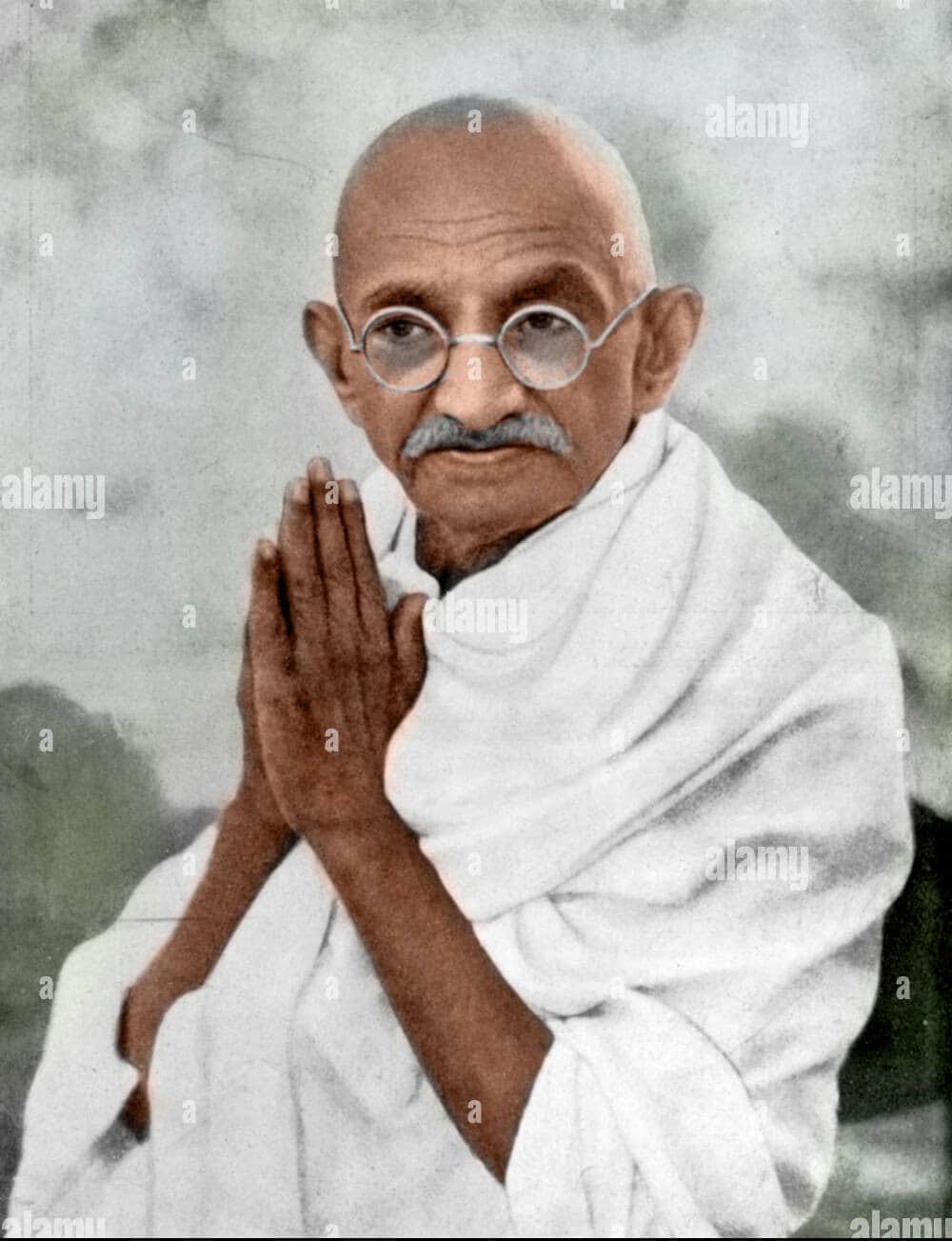 Thousands of people had gathered at Lal Talab to hear Mahatma Gandhi.