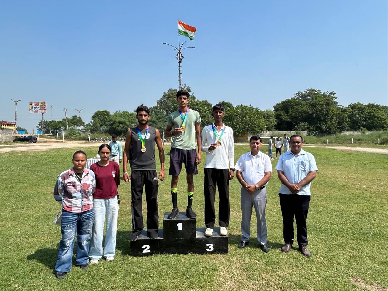 Dhruv and Khushi finish first in the 100-meter race.