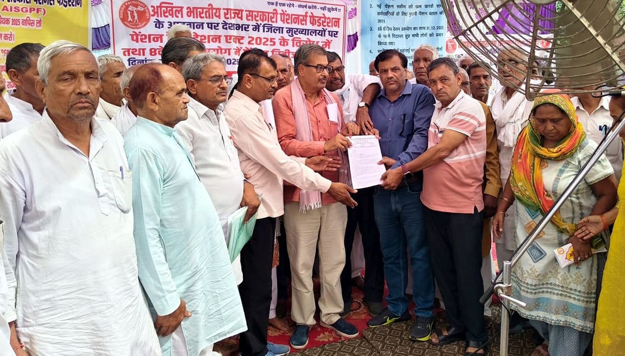 Pensioners' 24-hour massive sit-in concludes; warning issued to intensify the agitation.