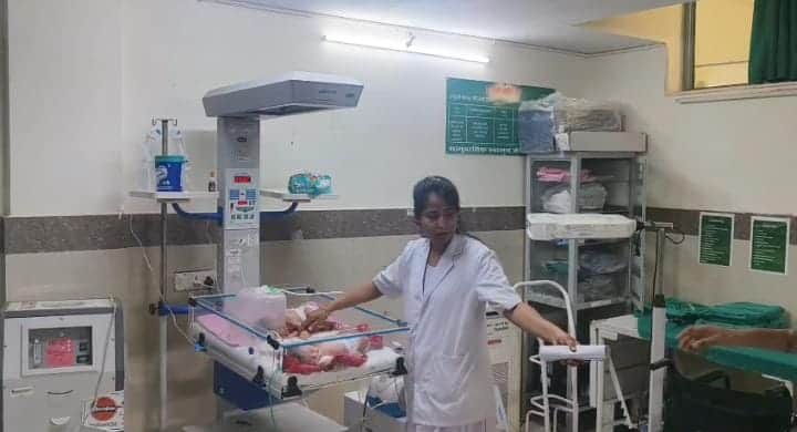 Newborn girl found crying in Bankimongra paddy field, locals rescued her, referred to district hospital after