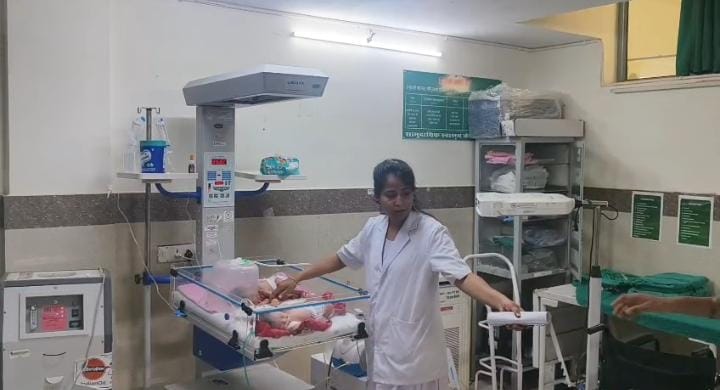 Newborn girl found crying in Bankimongra paddy field, locals rescued her, referred to district hospital after