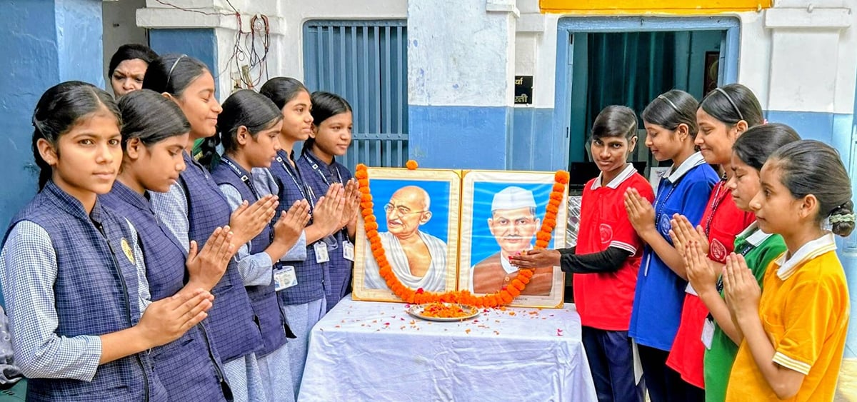 Meerut News: छात्राओं को बाल सुरक्षा एवं पॉक्सो एक्ट के प्रति जागरुक किया