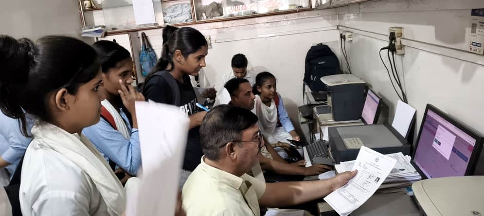 467,920 applications for income, caste, and residence certificates pending.