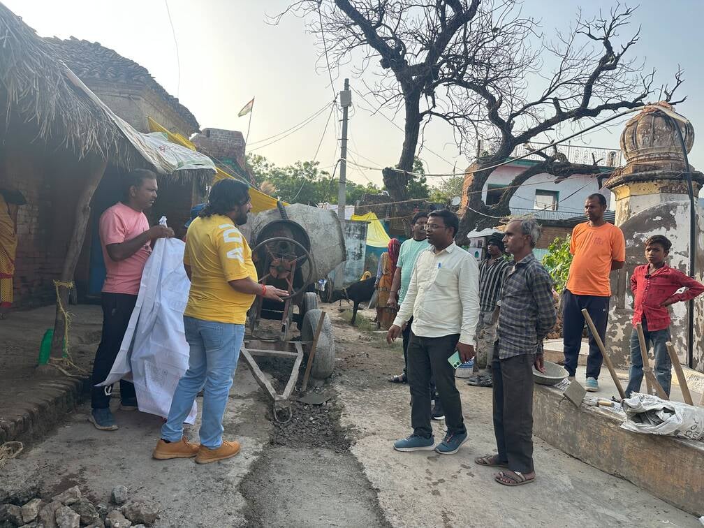 Jalaun News: पाइपलाइन के लिए खोदी 229 किमी सड़कें अब होंगी दुरुस्त