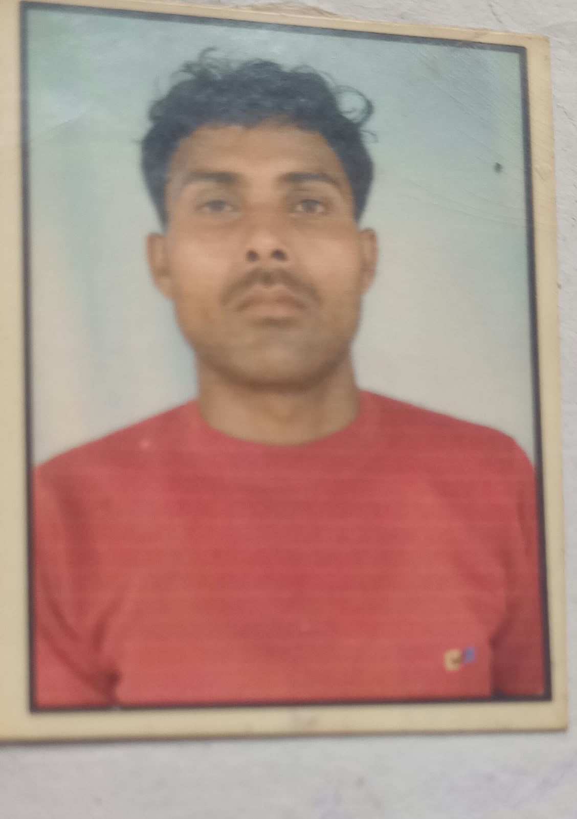 Kaushambi News: करंट की चपेट में आने से राजमिस्त्री की गई जान