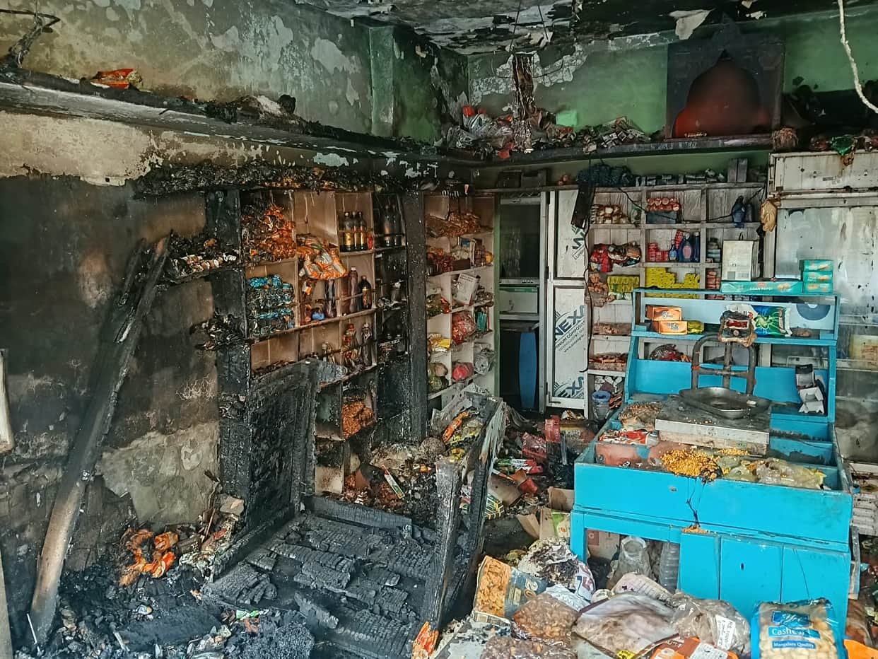 Fire breaks out at a grocery store in Bodwad.