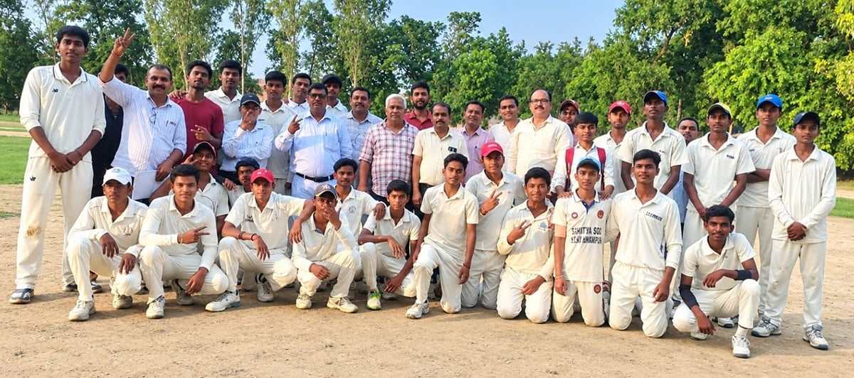 Sultanpur News: सुल्तानपुर ने अयोध्या को हराकर जीता खिताब