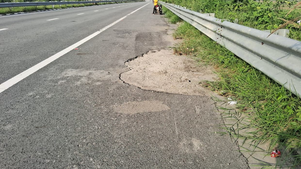 Unchecked speeding on the Link Expressway; safety measures ineffective.