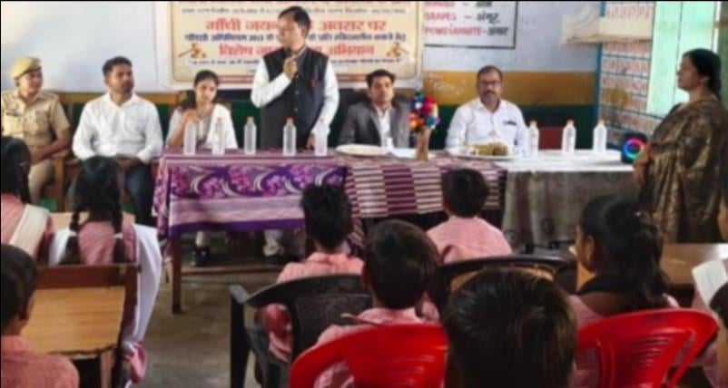 Shravasti News: बालश्रम रोकने के लिए किया जागरूक