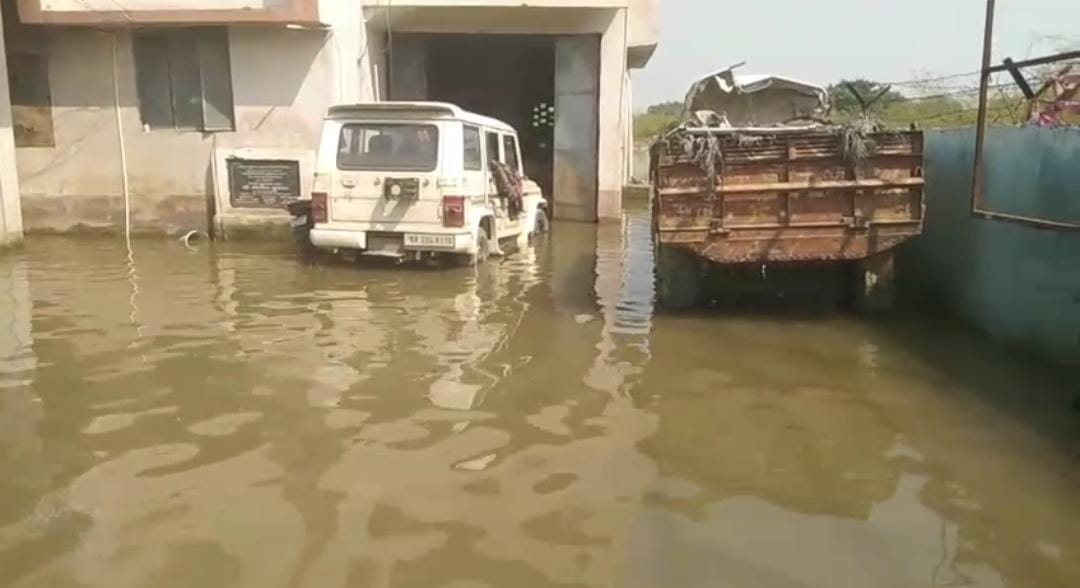 Bihar hajipur raghopur flood schools closed vaishali News bihar news hindi news