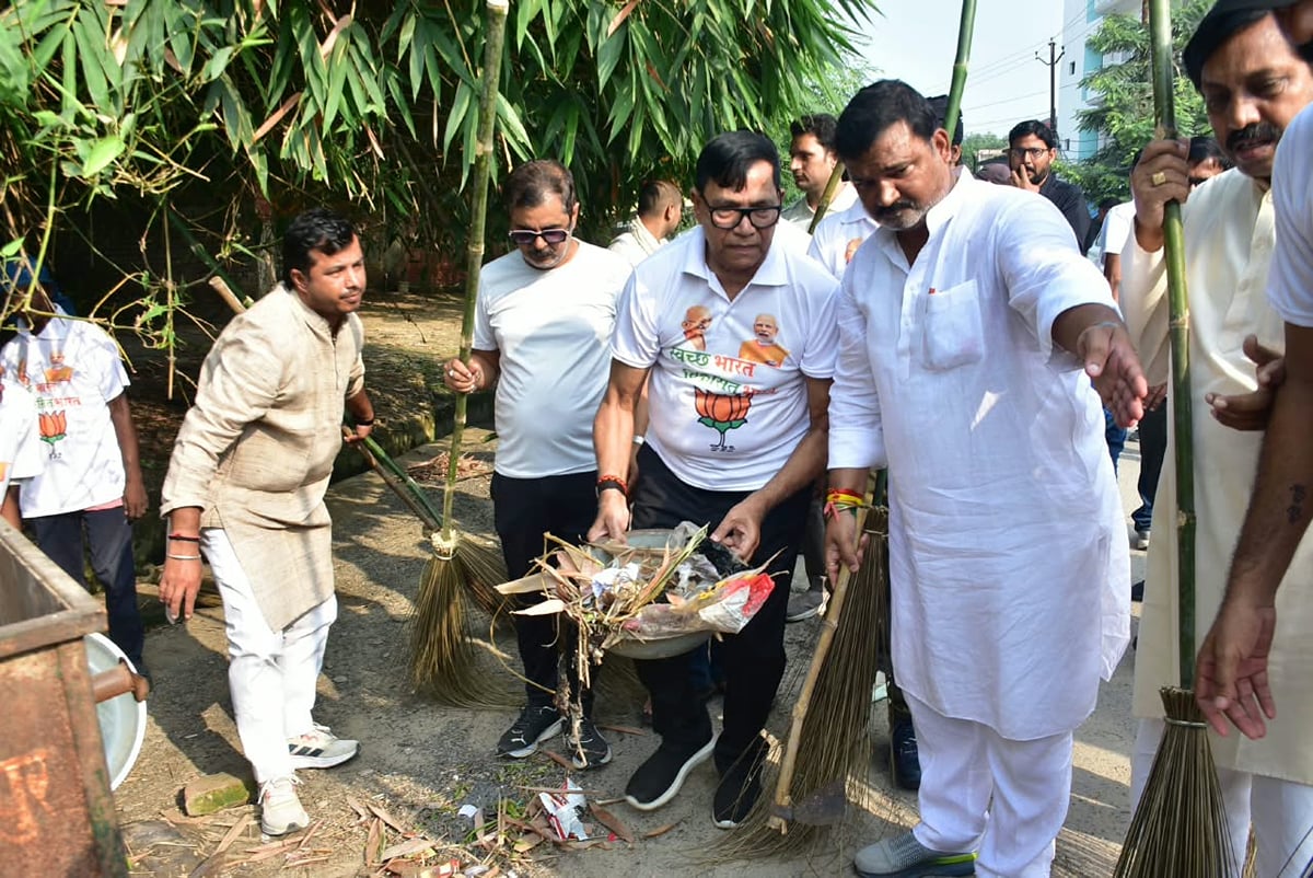 Jaunpur News: जिला जेल में राष्ट्रीय गीत का हुआ सामूहिक गायन