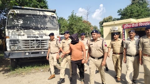 प्रयागराज से आरोपी गिरफ्तार