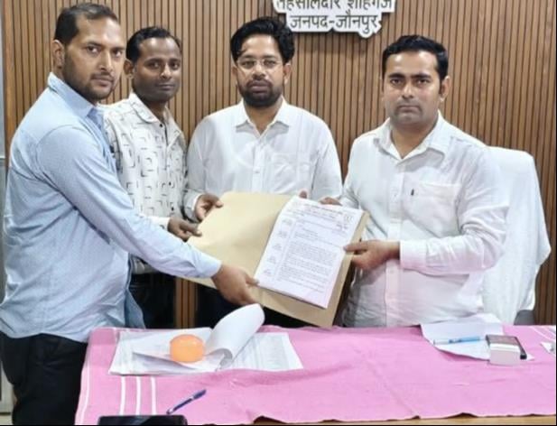 Jaunpur News: 24 अक्तूबर से लेखपाल करेंगे कलम बंद, अनिश्चितकालीन कार्य बहिष्कार का किया एलान