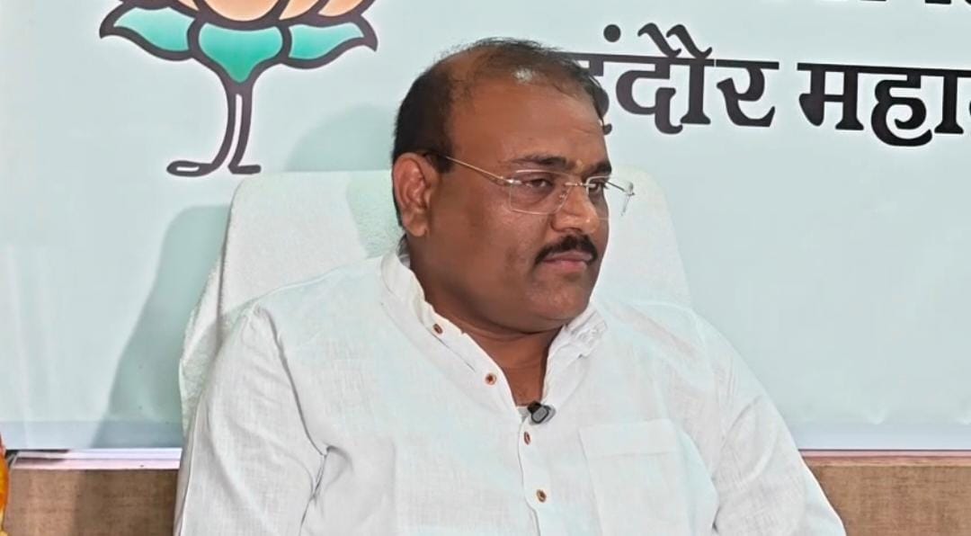 Jitu Patwari Called ‘Congress’s Male Rakhi Sawant’ by Sumit Mishra, Remarks Spark Political Row
