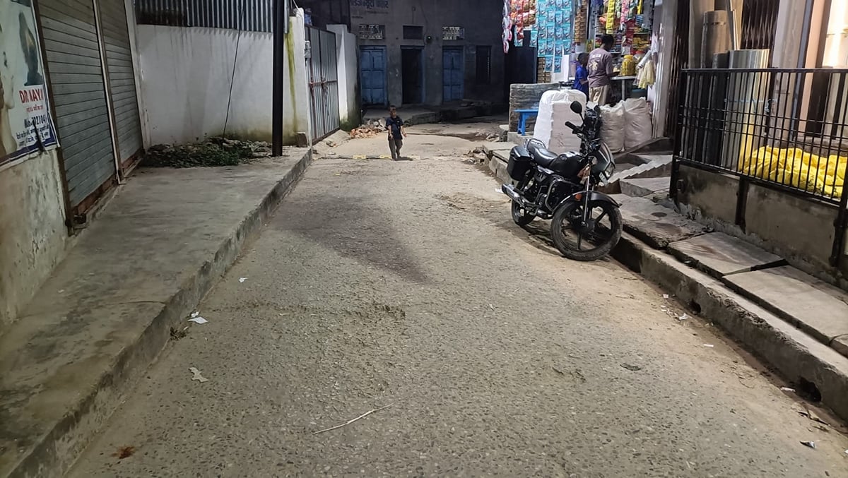 Azamgarh News: टेंडर फाइनल नहीं किया और करा दिया काम, पोर्टल पर 89 निविदाएं आज भी पड़ी हैं अधूरी
