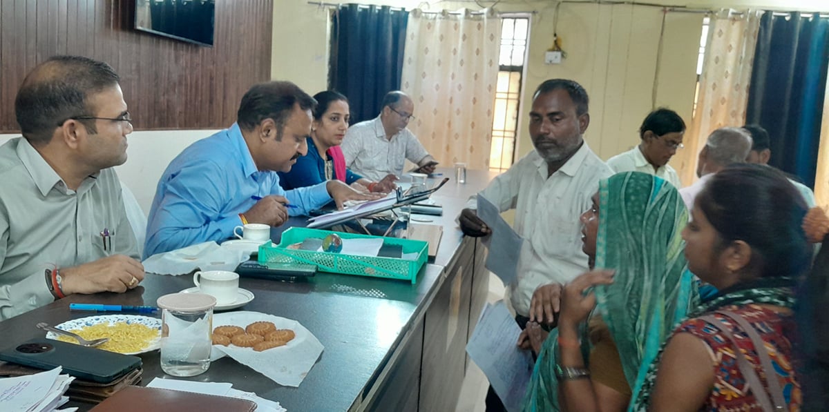 Unnao News: बिजली उपकेंद्र में जमा किए 9850 रुपये, रसीद मिली सिर्फ दो हजार की