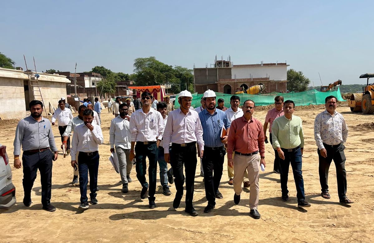 Agra News: तीर्थधाम बटेश्वर की चमकेगी सूरत, विकास कार्यों ने पकड़ी रफ्तार