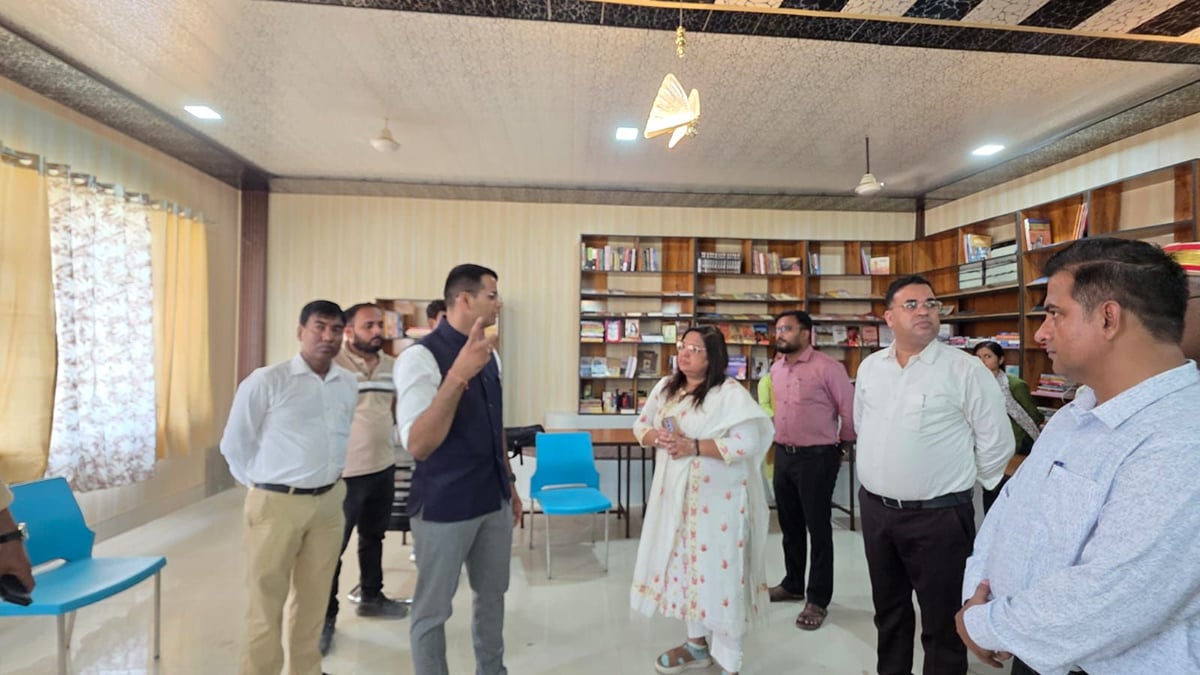 Balrampur News: क्रिटिकल गैप की धनराशि से संवारा गया राजकीय पुस्तकालय