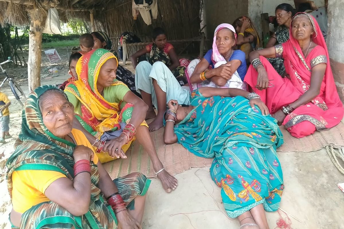 Raebareli News: एम्स में नहीं मिला बेड, मजदूर ने दम तोड़ा