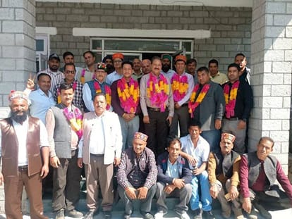 हिमाचल प्रदेश जलशक्ति विभाग अराजपत्रित कर्मचारी महासंघ जिला कुल्लू के चुने गए पदाधिकारी।-संवाद