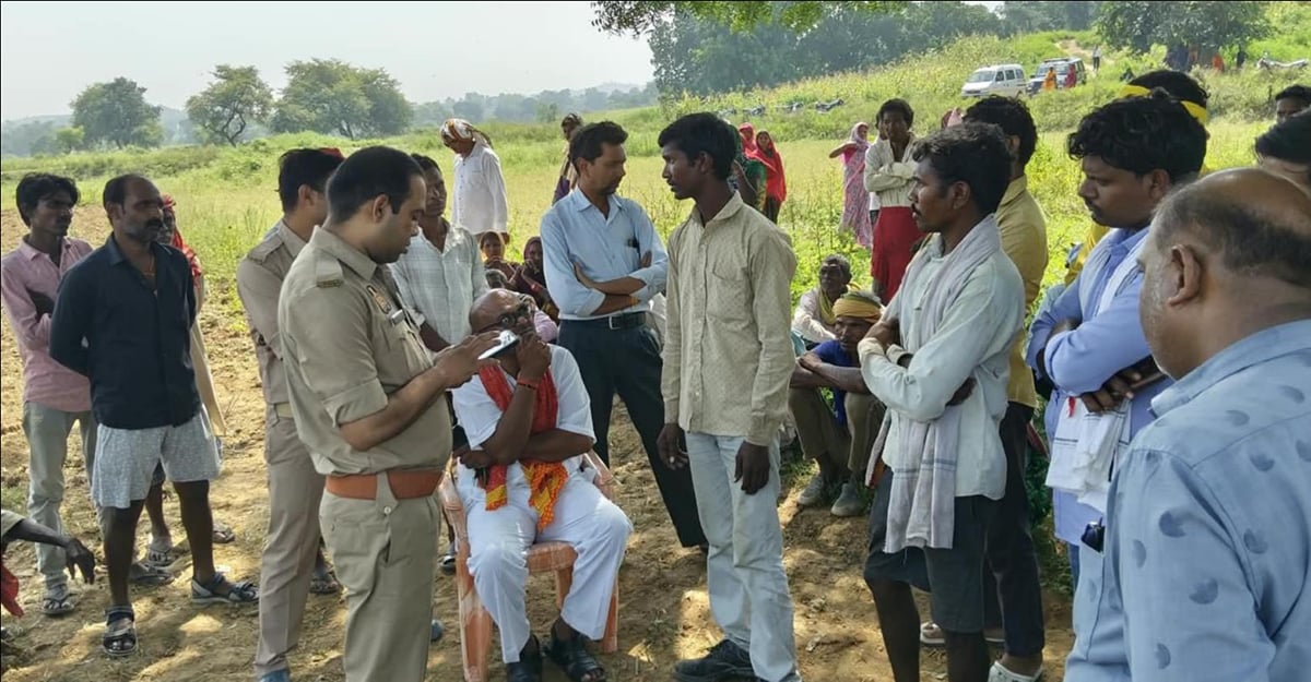 Sonebhadra News: गुजरात से युवक का शव पहुंचते ही मचा कोहराम