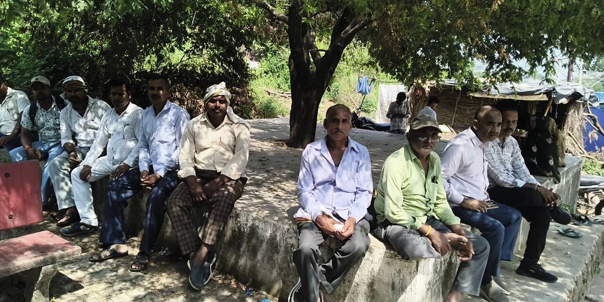 Sonebhadra News: चाबी निकाल रहे व्यक्ति को सांप ने डसा, मौत