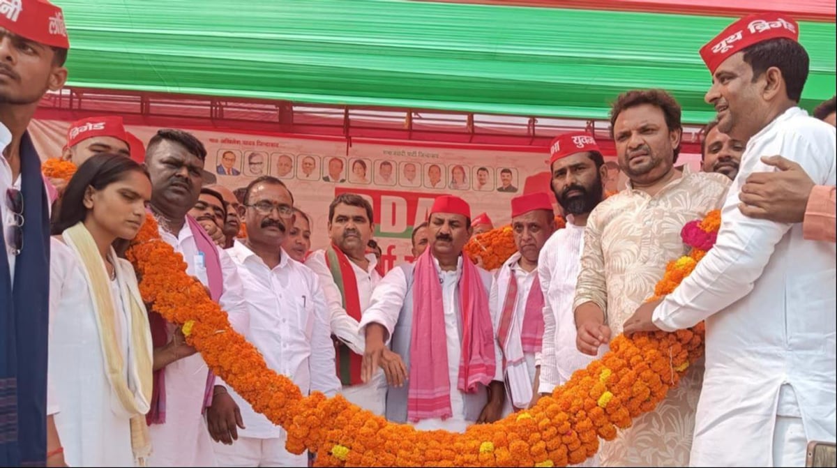 Gonda News: विधानसभा चुनाव की तैयारी में अभी से जुटें सपा कार्यकर्ता