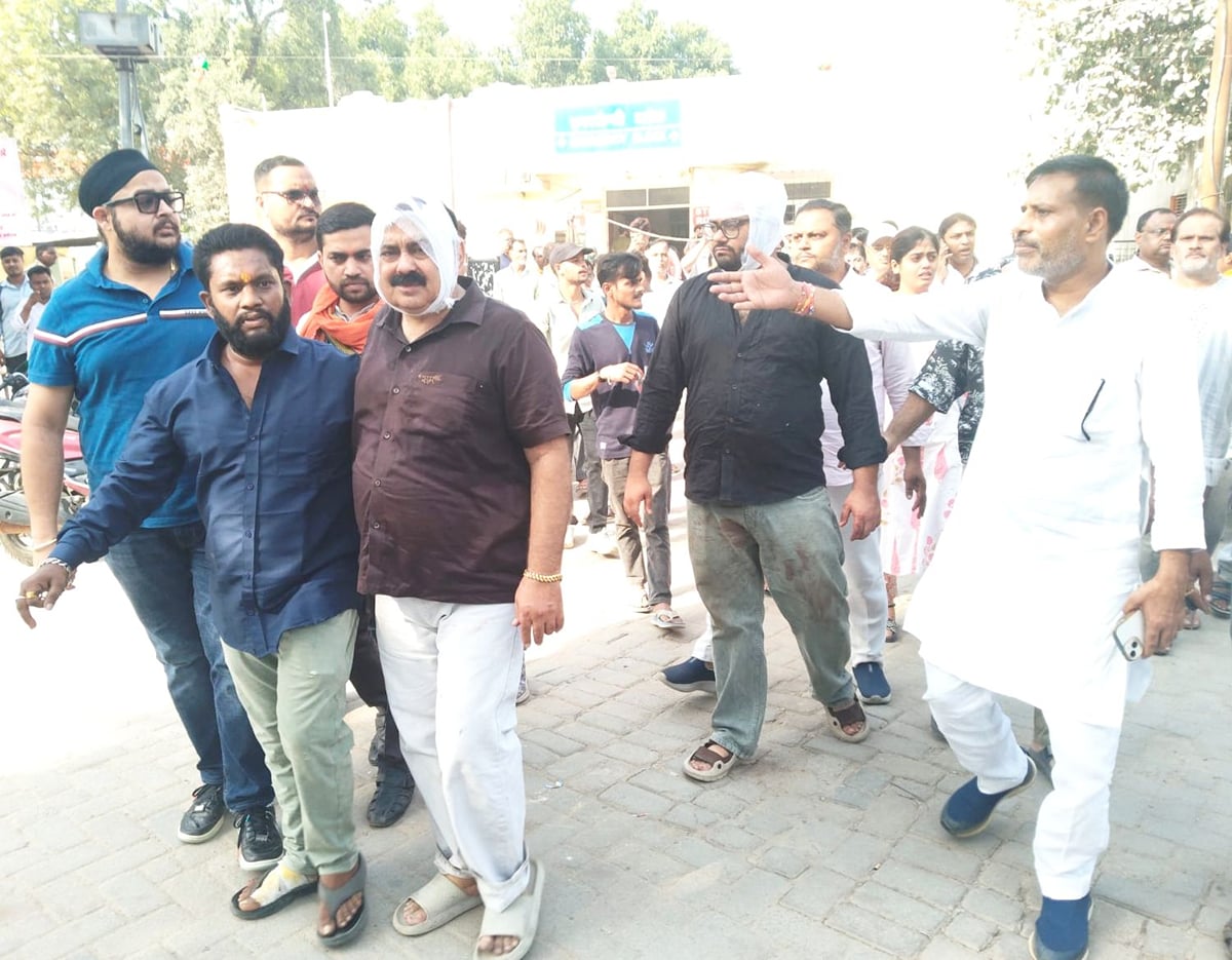 Unnao News: प्लॉट में नाली का पानी बहाने के विवाद पर दो पक्ष भिड़े