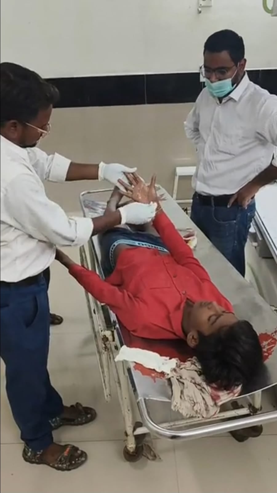 हर्ष फायर फिर बना मुसीबत: जन्मोत्सव की खुशी में चला दी कट्टे से गोली, पास में खड़े किशोर को लगे छर्रे