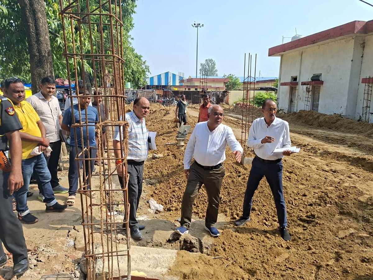 Sultanpur News: मंडी निर्माण में खामी, प्रभारी सचिव का वेतन रोका