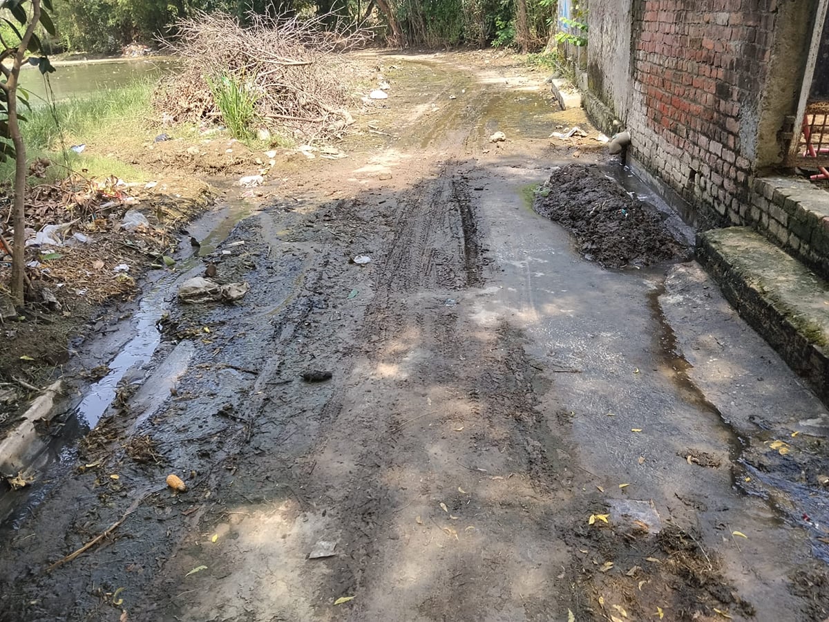 Jaunpur News: 8 साल पहले 24 गांव सिर्फ कागजों में हुए शहरी, सुविधाएं गांव की भी नहीं मिल रहीं