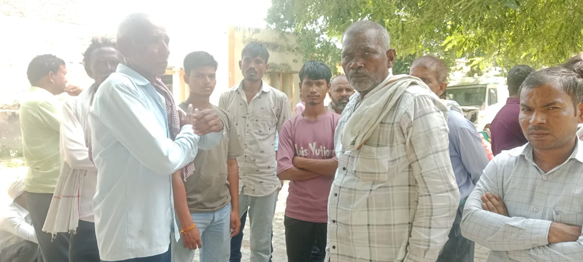 Mainpuri News: सिंचाई विभाग कर्मी ने फंदा लगाकर दी जान