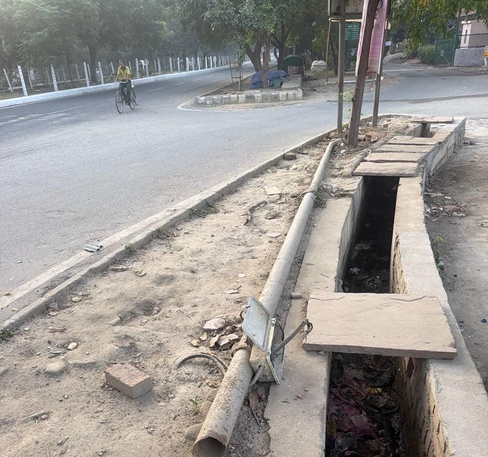 मेरी आवाज सुनो : नाला खुला हुआ पड़ा